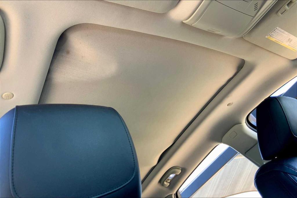 used 2017 Cadillac XT5 car, priced at $18,633