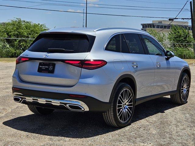 new 2024 Mercedes-Benz GLC 300 car, priced at $53,835