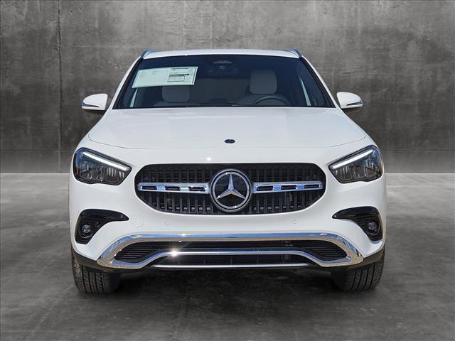 new 2025 Mercedes-Benz GLA 250 car, priced at $44,795