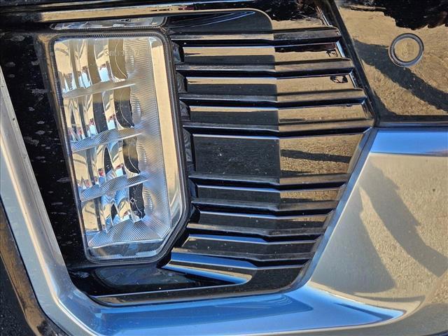 used 2022 GMC Yukon XL car, priced at $52,897