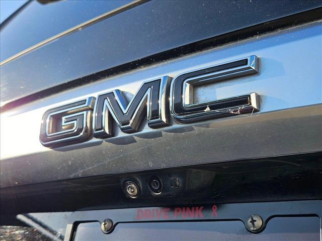 used 2022 GMC Yukon XL car, priced at $52,897