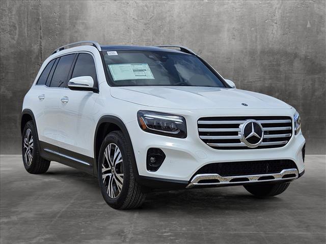 new 2024 Mercedes-Benz GLB 250 car, priced at $51,215