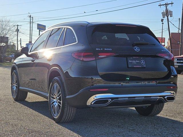 new 2024 Mercedes-Benz GLC 300 car, priced at $53,415