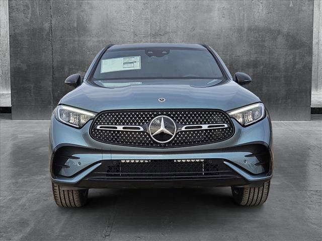 new 2025 Mercedes-Benz GLC 350e car, priced at $70,615