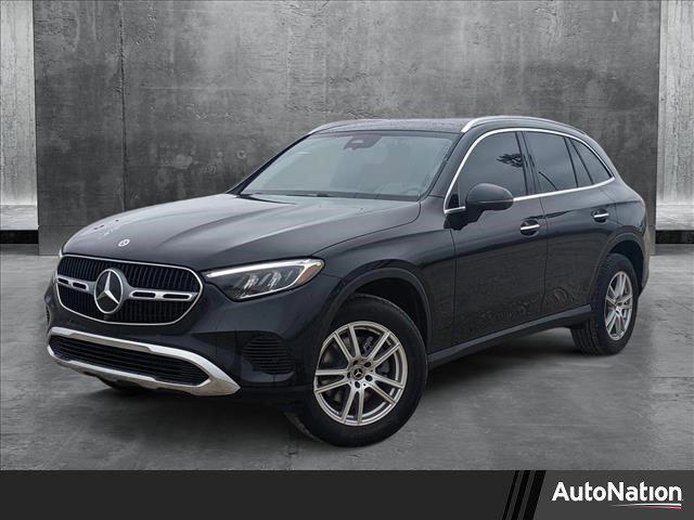 new 2025 Mercedes-Benz GLC 300 car, priced at $56,585