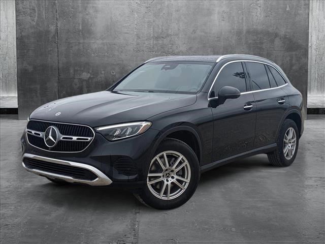 new 2025 Mercedes-Benz GLC 300 car, priced at $56,585