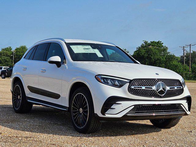 new 2025 Mercedes-Benz GLC 300 car, priced at $63,220