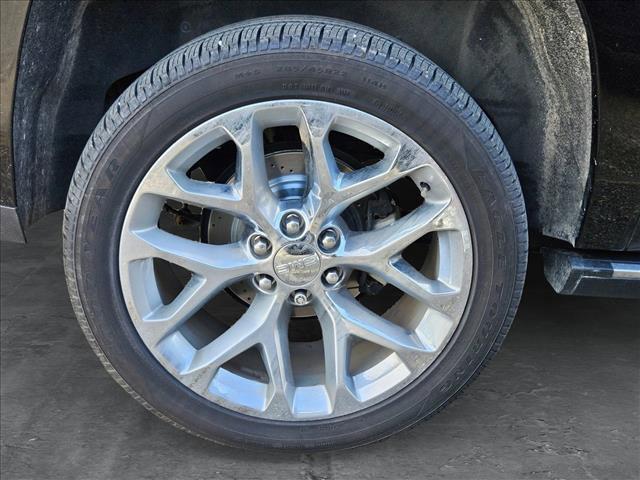 used 2018 GMC Yukon XL car, priced at $32,299