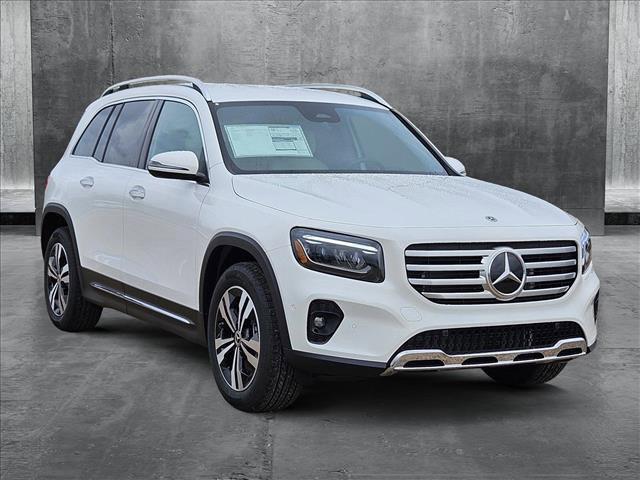 new 2025 Mercedes-Benz GLB 250 car, priced at $47,145