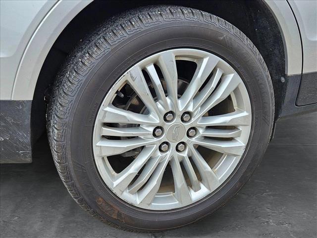 used 2018 Cadillac XT5 car, priced at $19,741