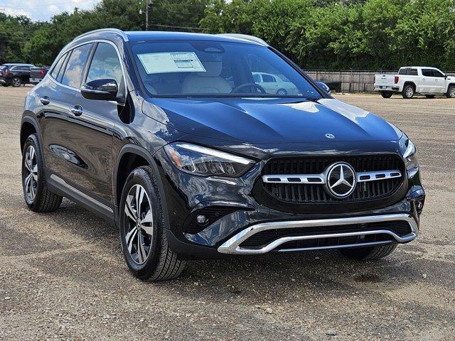 new 2025 Mercedes-Benz GLA 250 car, priced at $48,145