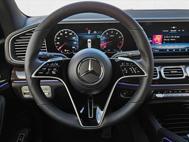 new 2025 Mercedes-Benz GLS 450 car, priced at $92,275