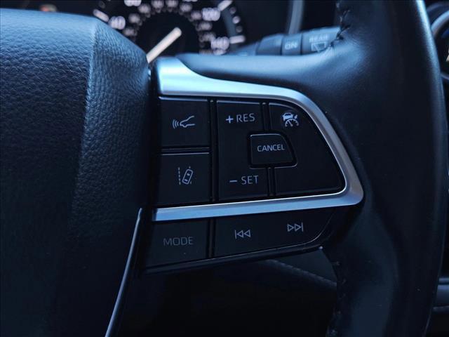 used 2021 Toyota Highlander car, priced at $24,649