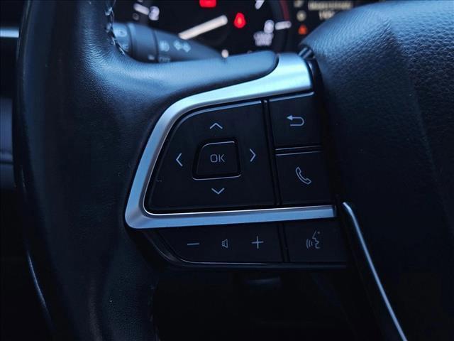 used 2021 Toyota Highlander car, priced at $24,649