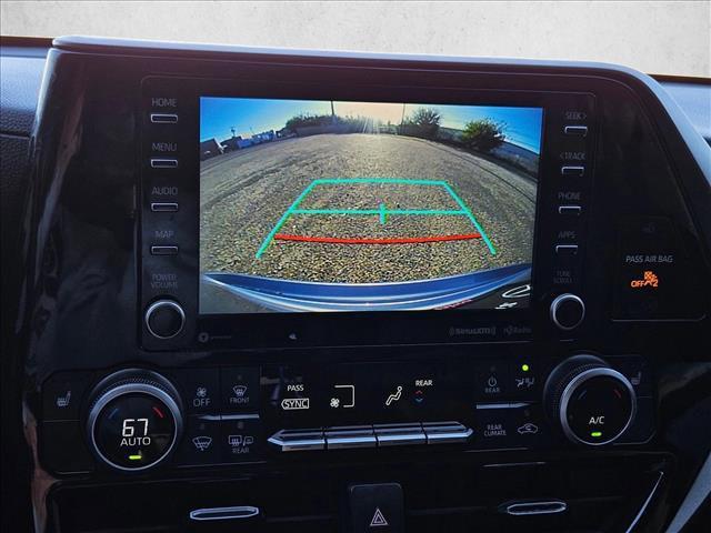 used 2021 Toyota Highlander car, priced at $24,649