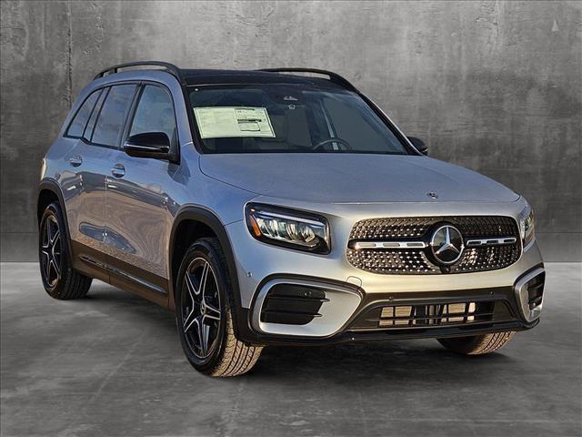 new 2024 Mercedes-Benz GLB 250 car, priced at $55,265