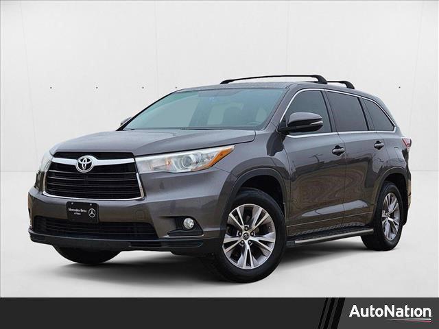 used 2016 Toyota Highlander car, priced at $17,449