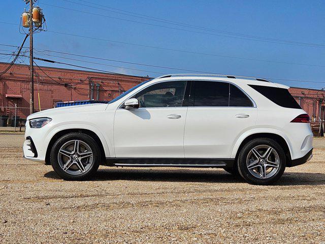 new 2025 Mercedes-Benz GLE 450 car, priced at $90,715