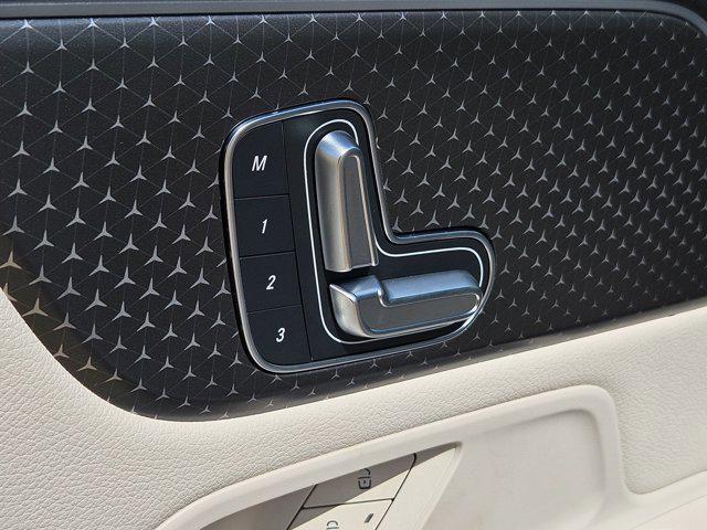 new 2025 Mercedes-Benz GLA 250 car, priced at $45,845