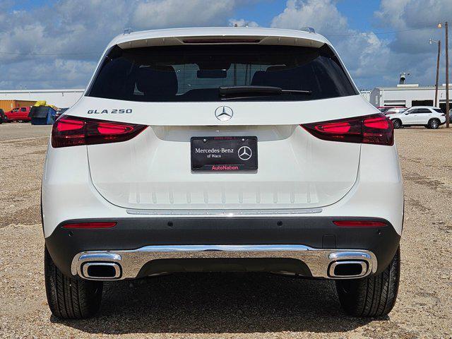 new 2025 Mercedes-Benz GLA 250 car, priced at $45,845
