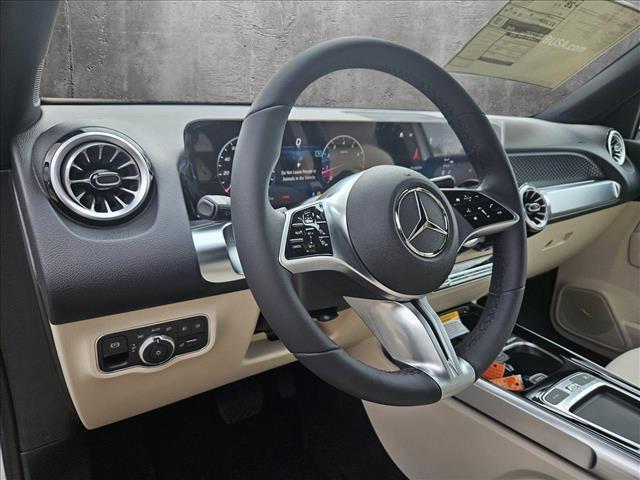 new 2025 Mercedes-Benz GLB 250 car, priced at $48,645