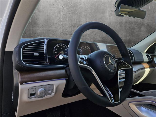 new 2024 Mercedes-Benz GLS 450 car, priced at $90,125