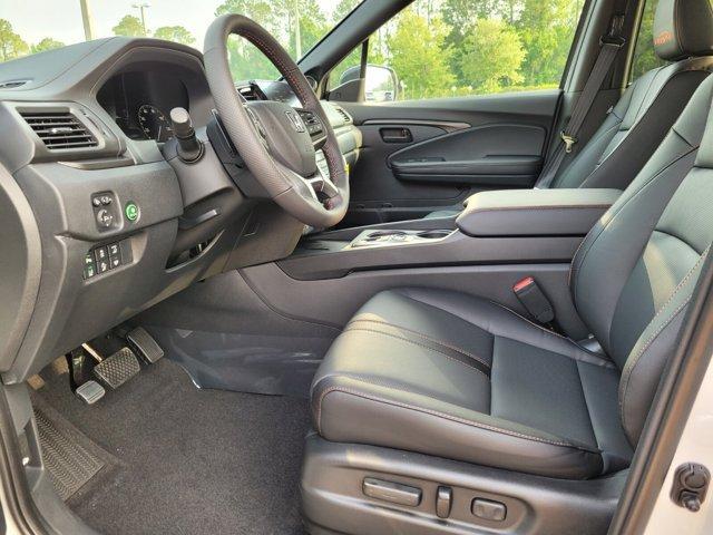 new 2025 Honda Ridgeline car, priced at $45,823