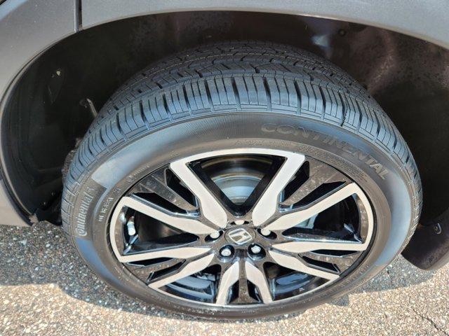used 2022 Honda Pilot car, priced at $35,500