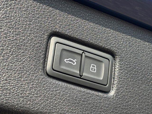 used 2021 Audi Q7 car, priced at $35,400