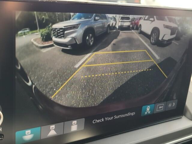 new 2025 Honda Pilot car, priced at $43,721