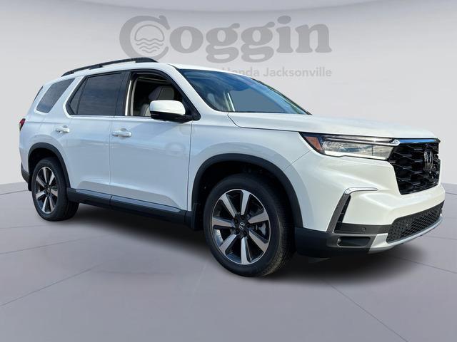 new 2025 Honda Pilot car, priced at $51,645