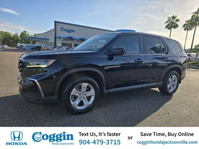 used 2023 Honda Pilot car, priced at $30,382