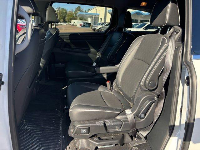 used 2024 Honda Odyssey car, priced at $39,791