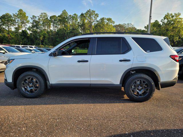 new 2025 Honda Pilot car, priced at $50,195