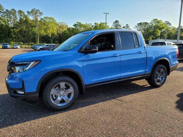 new 2025 Honda Ridgeline car, priced at $44,443