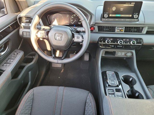 new 2025 Honda Pilot car, priced at $41,396