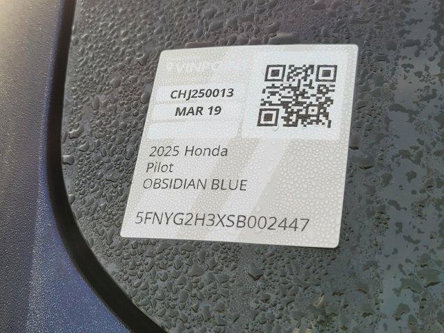 new 2025 Honda Pilot car, priced at $42,290