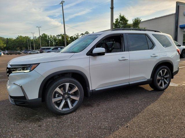 new 2025 Honda Pilot car, priced at $46,413