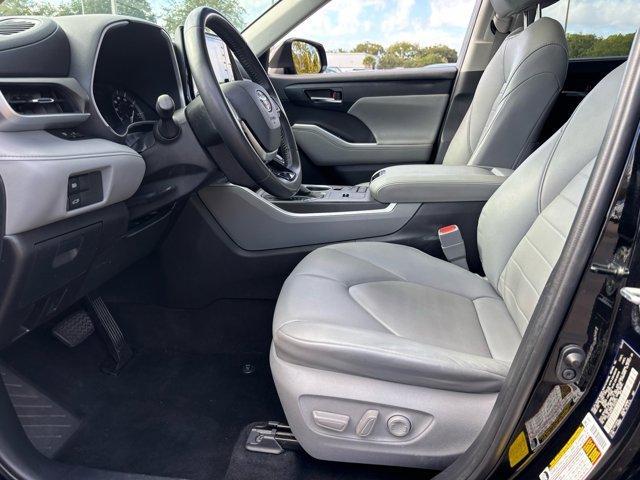 used 2020 Toyota Highlander car, priced at $23,750