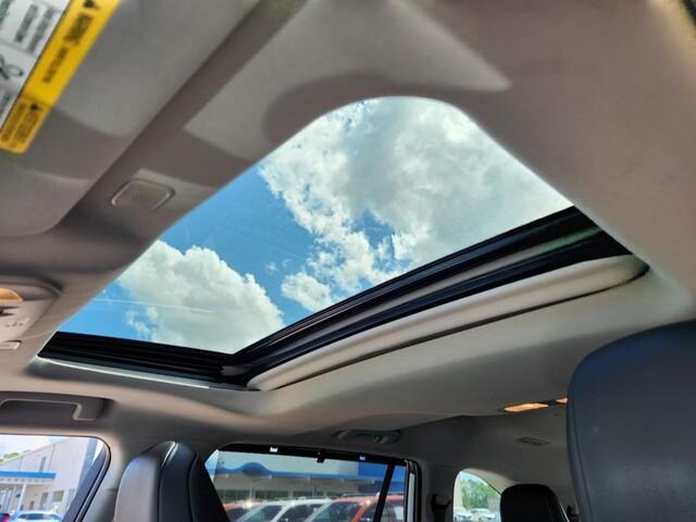 used 2023 Toyota Highlander car, priced at $37,998