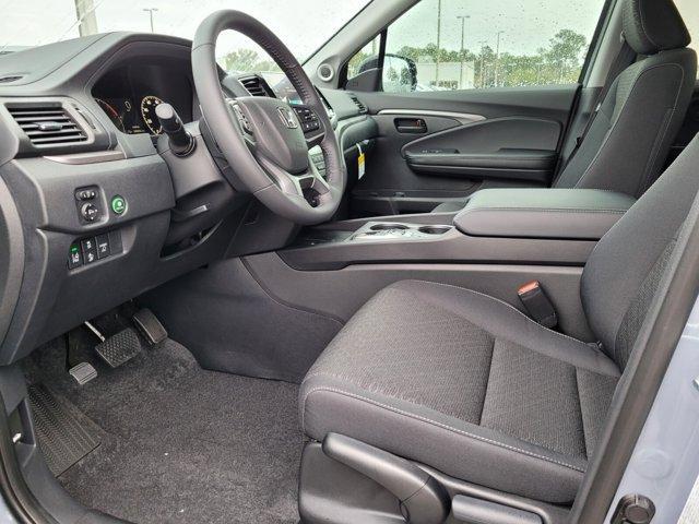 new 2025 Honda Ridgeline car, priced at $40,085