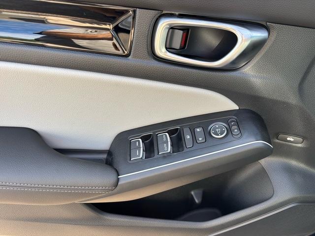 new 2026 Honda Civic Hybrid car, priced at $32,484