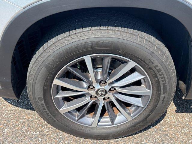 used 2019 Toyota Highlander car, priced at $22,791
