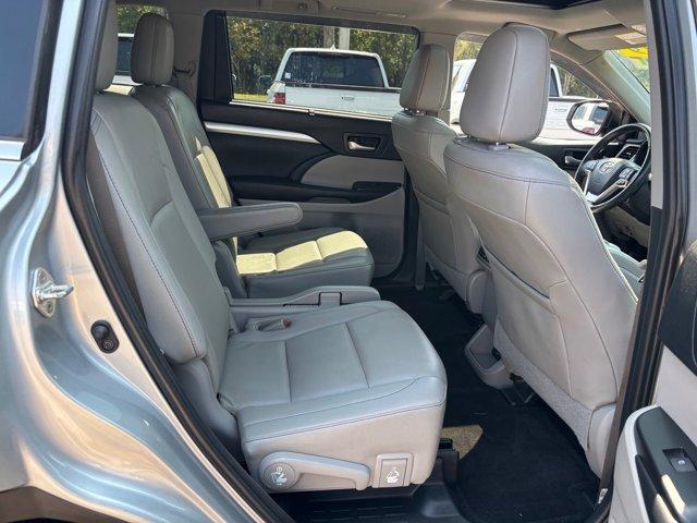 used 2019 Toyota Highlander car, priced at $22,791