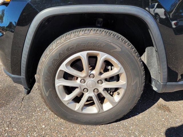 used 2021 Jeep Grand Cherokee car, priced at $19,791