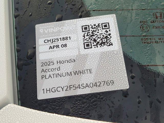 new 2025 Honda Accord Hybrid car, priced at $33,654