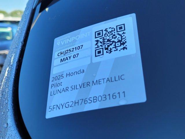 new 2025 Honda Pilot car, priced at $51,845