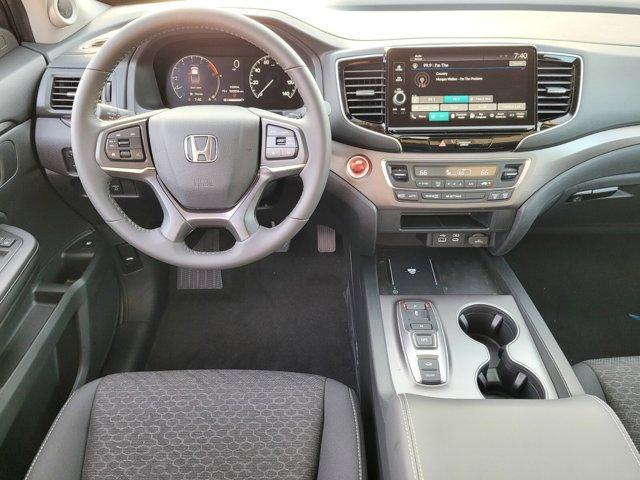 new 2025 Honda Ridgeline car, priced at $40,371