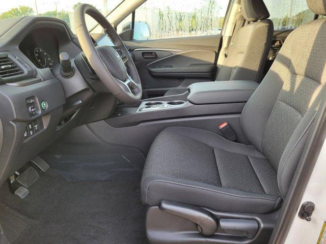 new 2025 Honda Ridgeline car, priced at $40,371