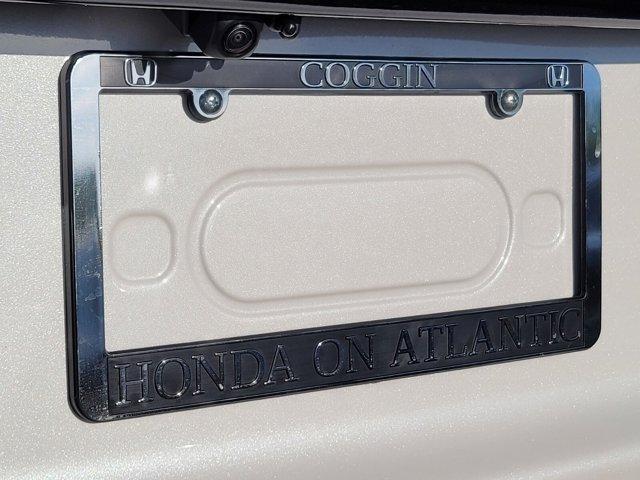 new 2025 Honda Pilot car, priced at $45,322